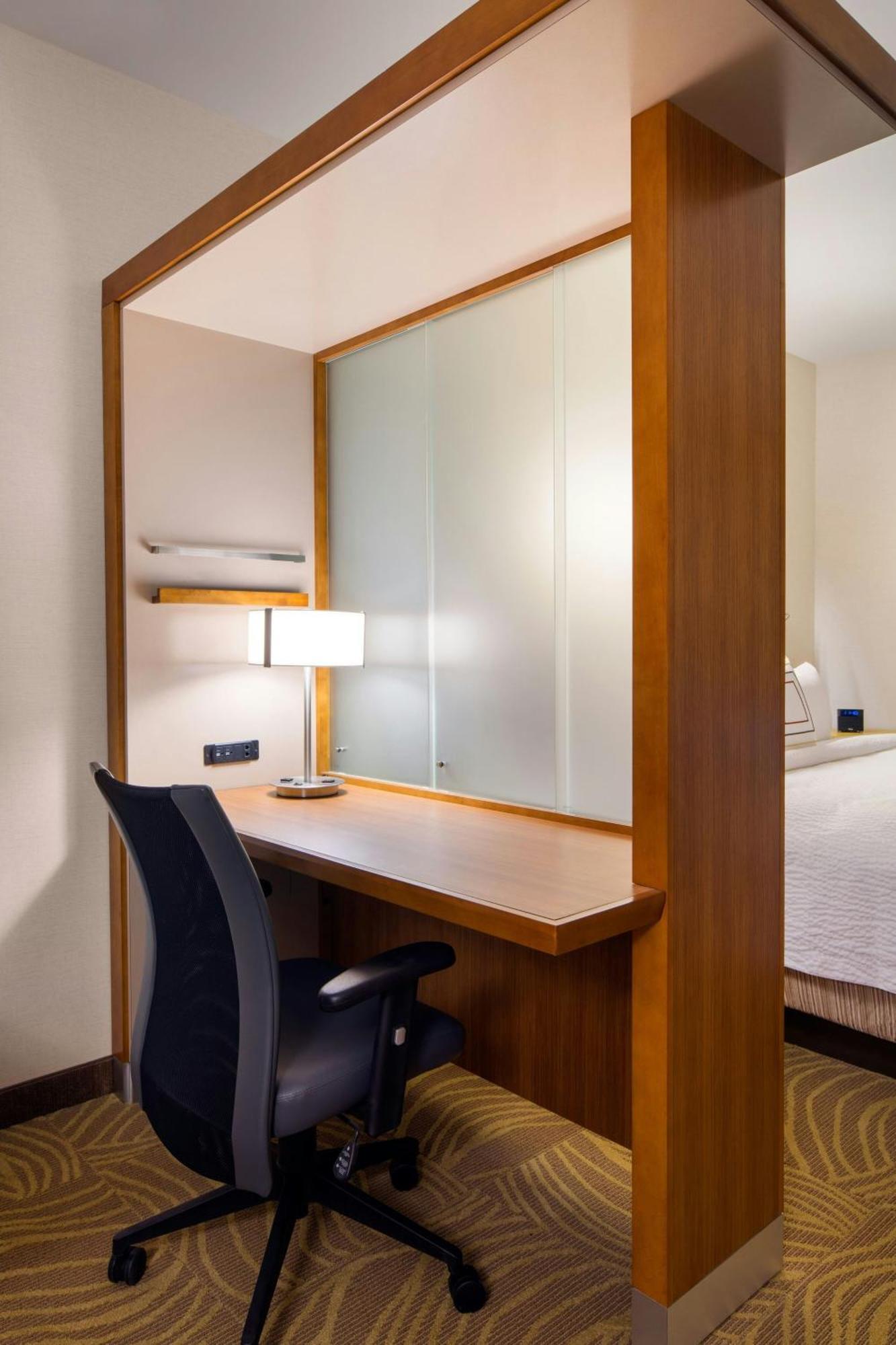 Springhill Suites By Marriott Los Angeles Burbank/Downtown Exterior photo