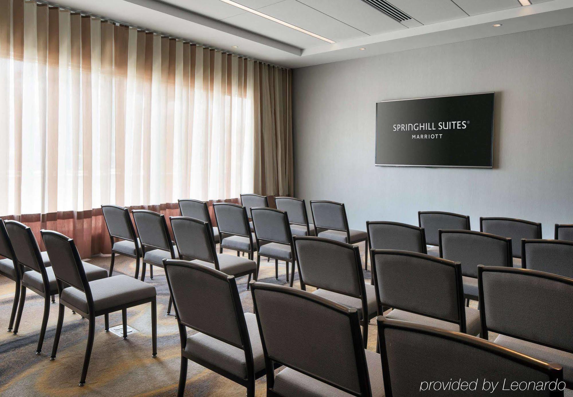 Springhill Suites By Marriott Los Angeles Burbank/Downtown Exterior photo